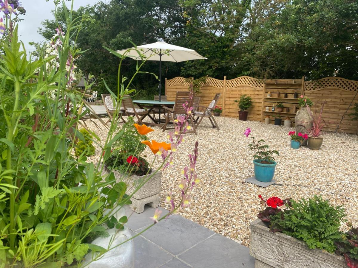 Toppesfield House B&B บู๊ด ภายนอก รูปภาพ